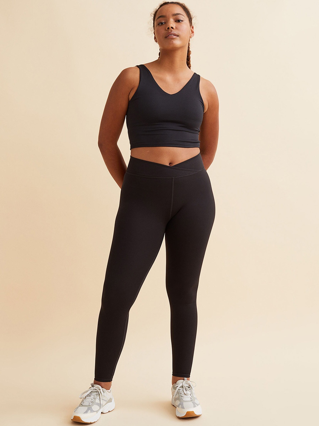 

H&M Women Black Wrapover-Waist Sports Tights