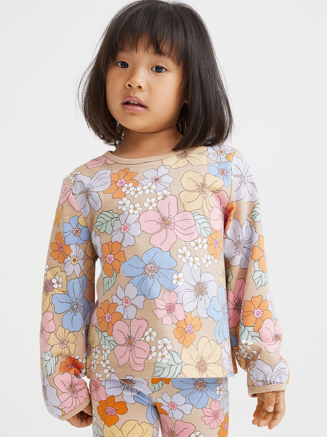 

H&M Girls Beige Cotton Sweatshirt