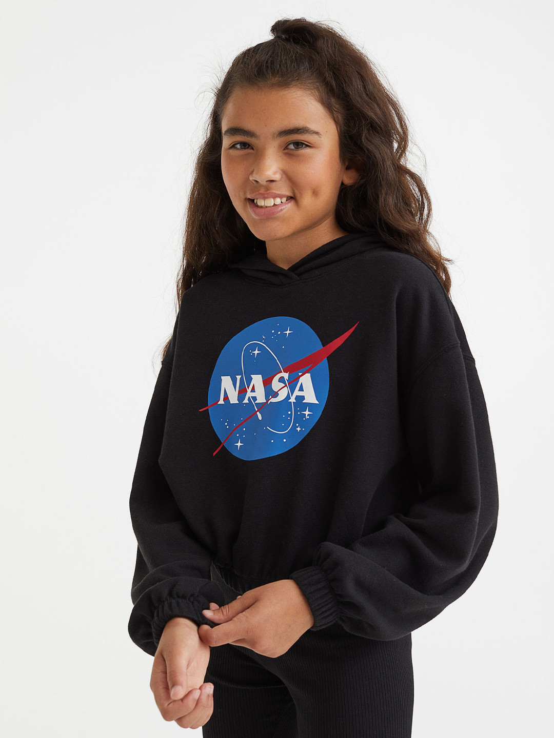 

H&M Girls Black Printed Hooded Sweatshirt