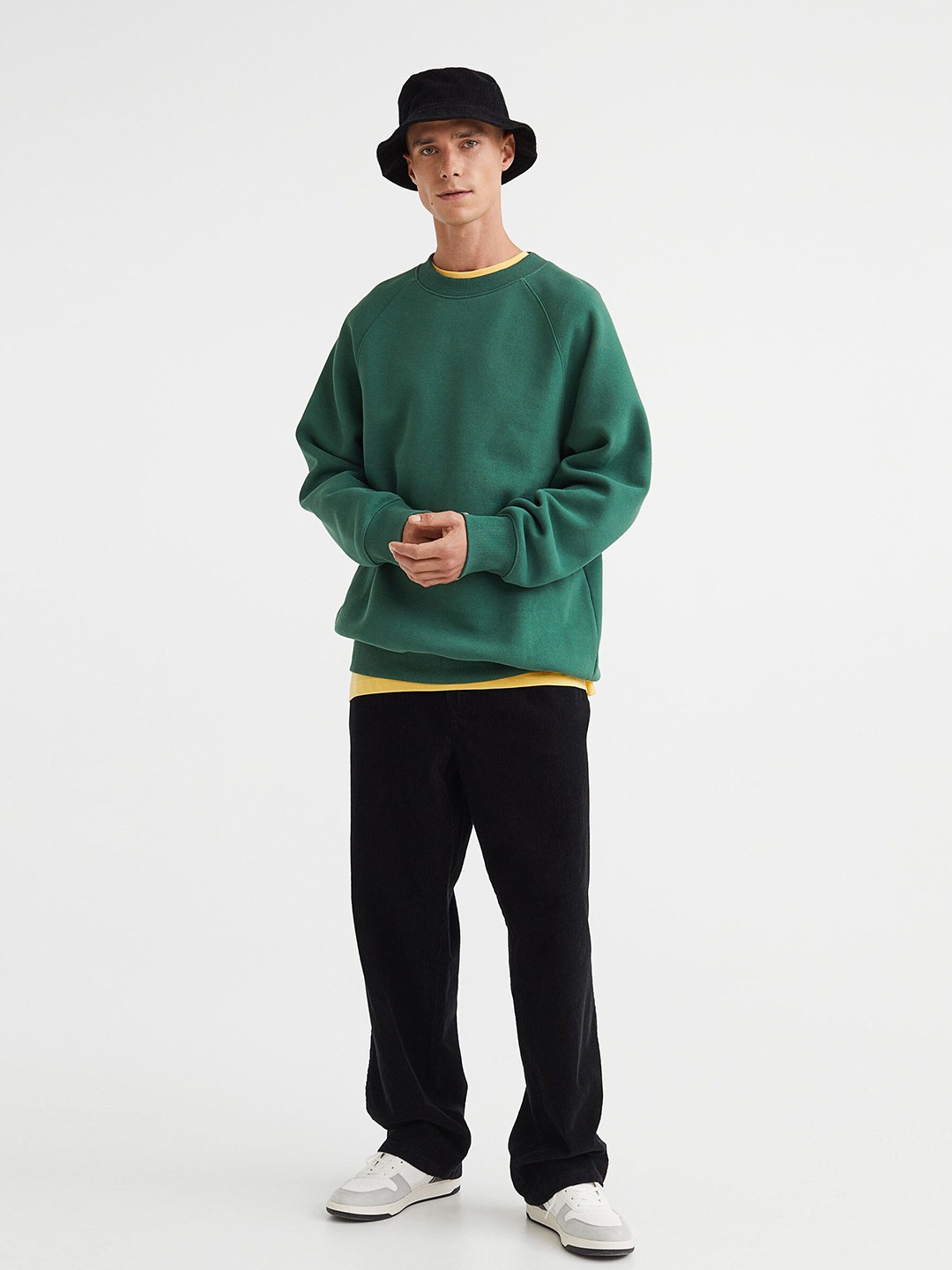 

H&M Men Green Sweatshirt