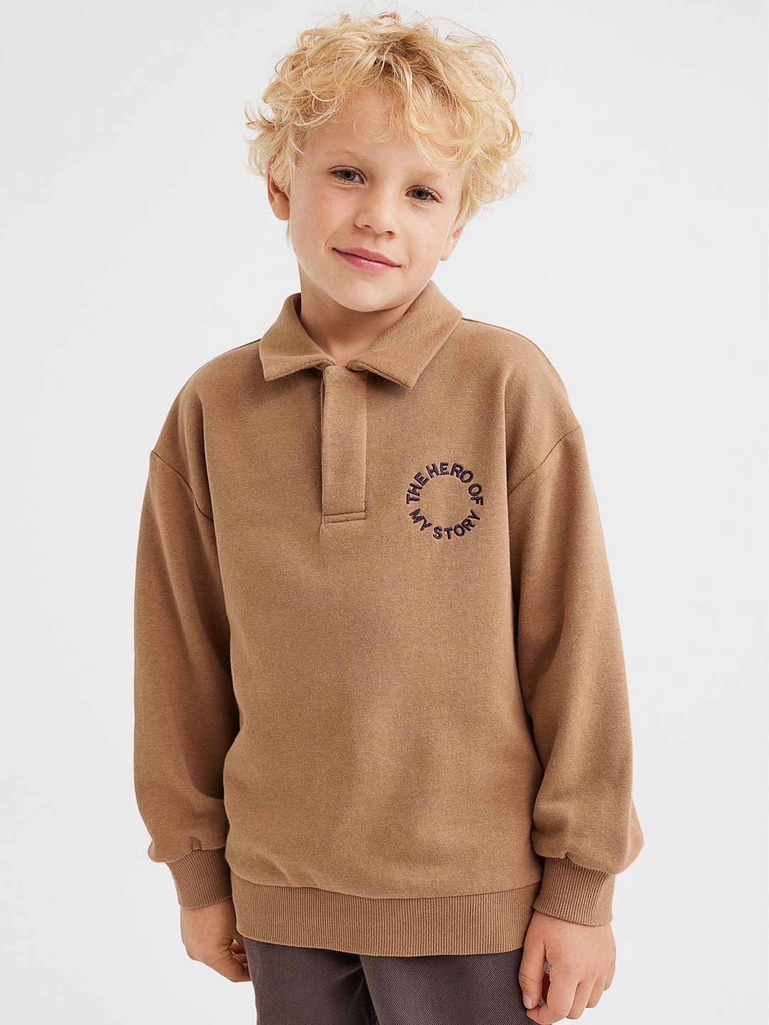 

H&M Beige Oversized Collared Sweatshirt