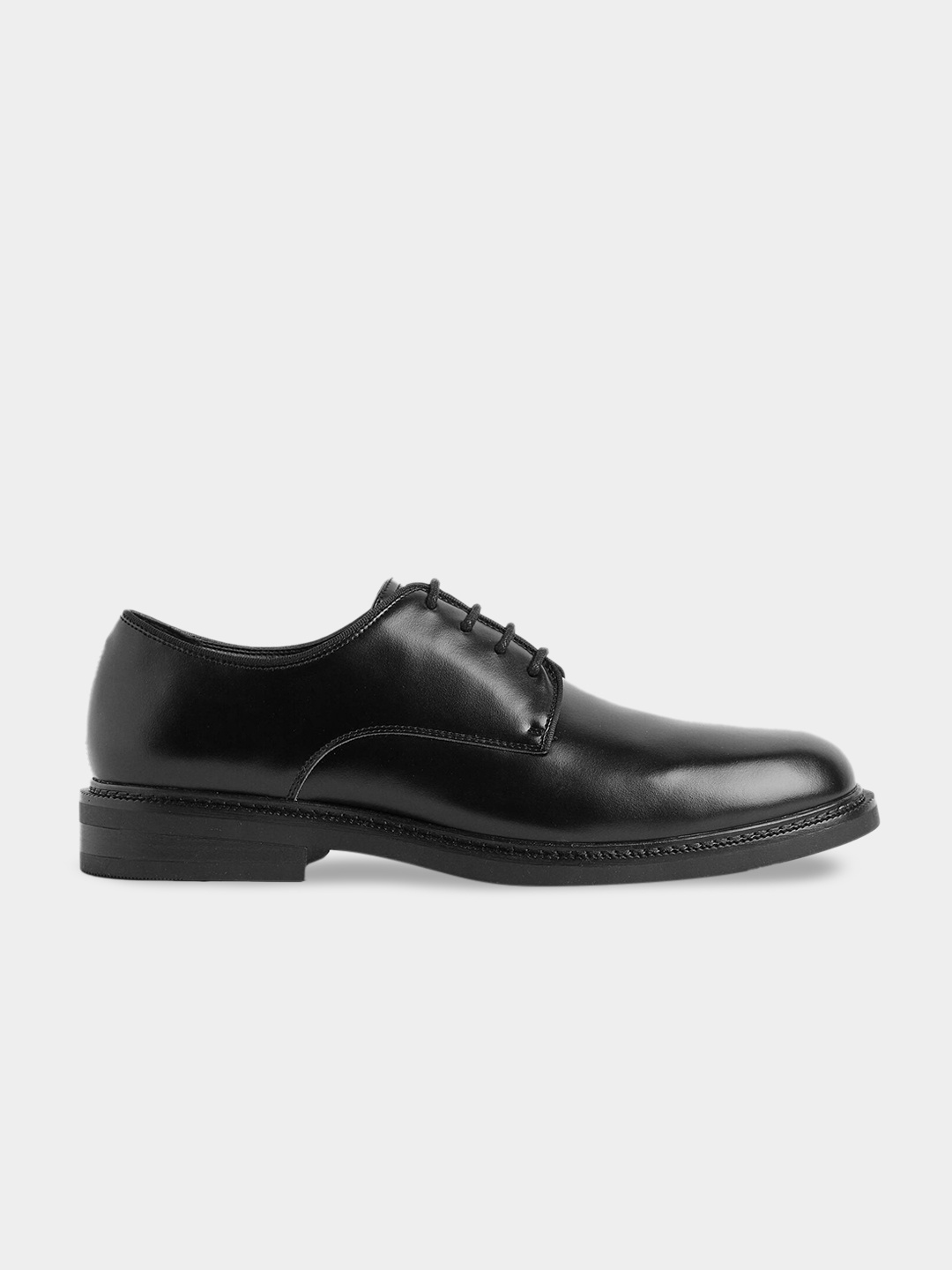 

H&M Men Black Solid Derby shoes