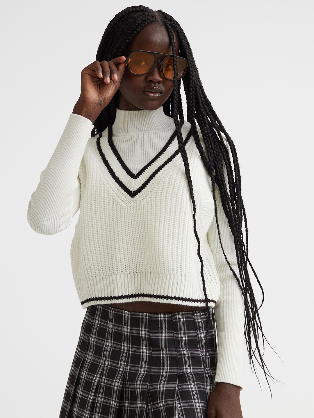 

H&M Women White Rib-Knit Sweater Vest