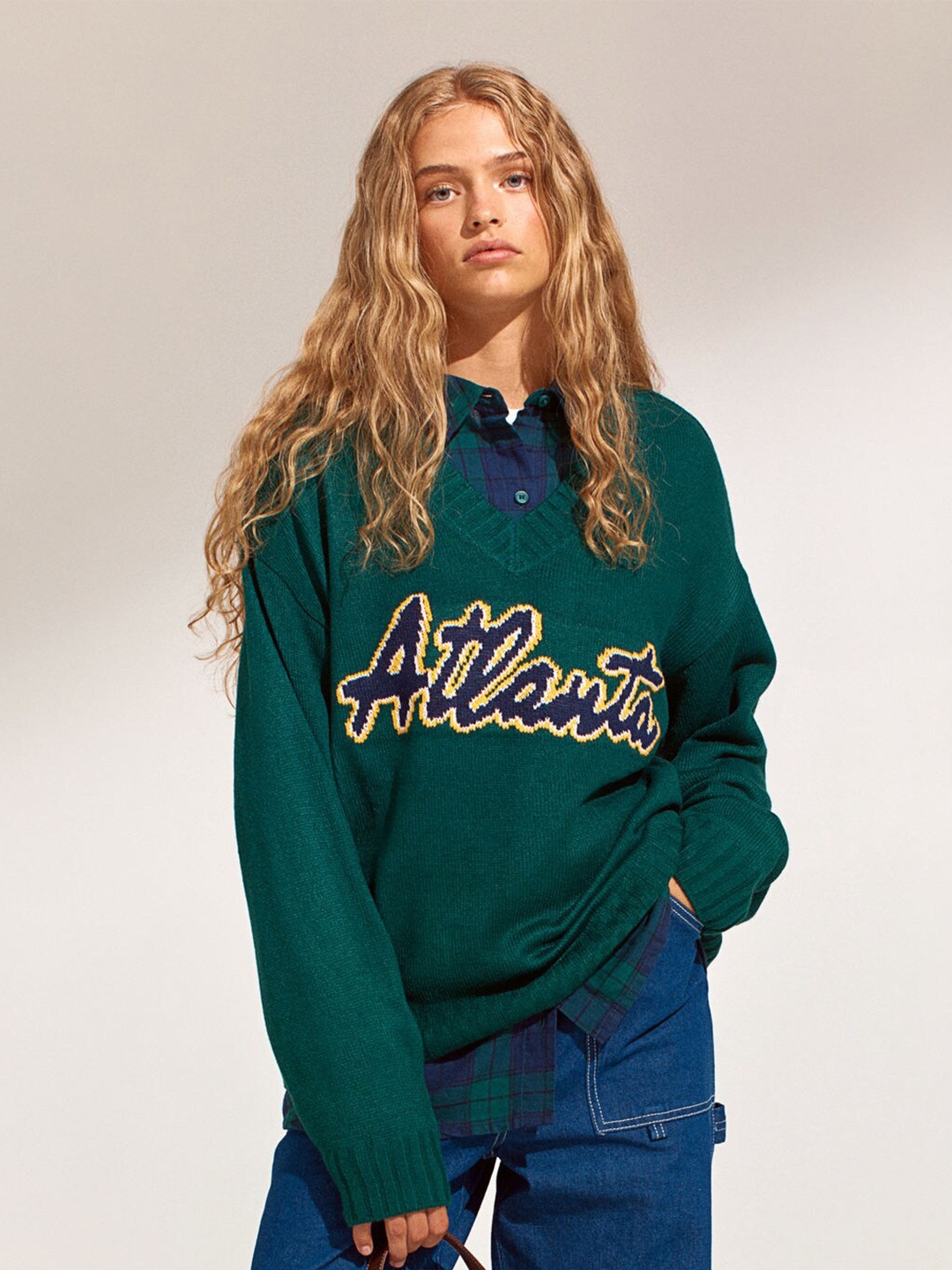 

H&M Women Green & Yellow Self Design Typography Jumper