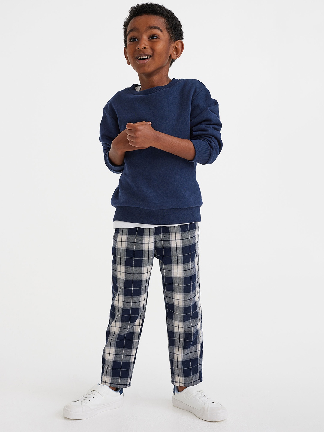 

H&M Boys Navy Blue Relaxed Fit Pull-on Trousers