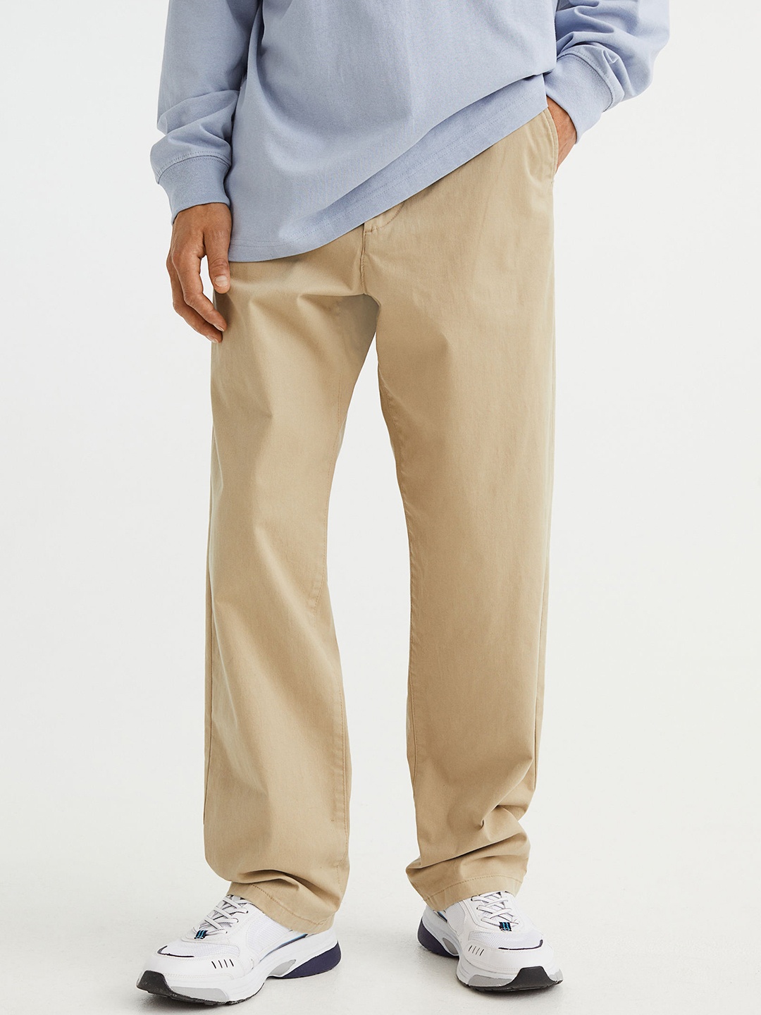 

H&M Men Beige Relaxed Fit Cotton Chinos