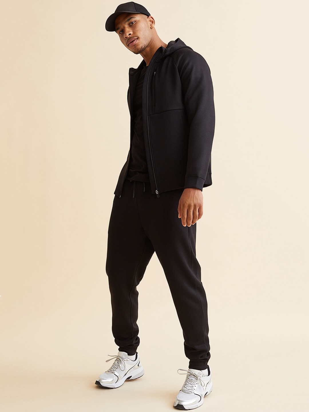 

H&M Men Black Regular Fit Fast-Drying Track Pants