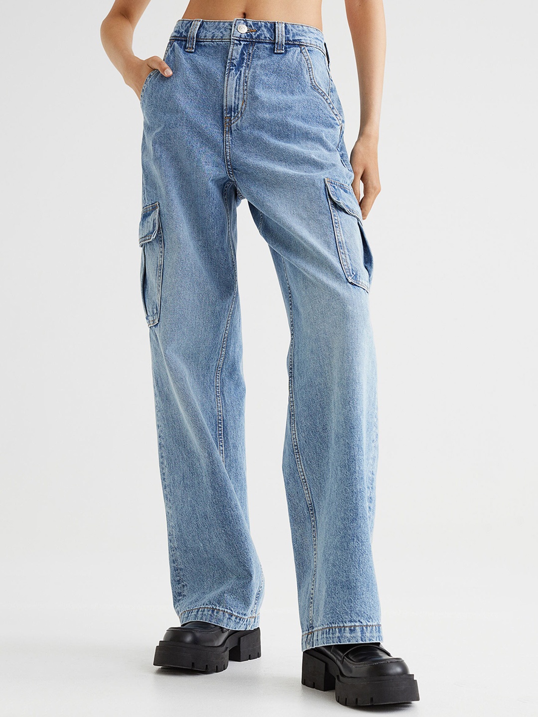 

H&M Women Blue Relaxed Fit High-Rise Heavy Fade Jeans