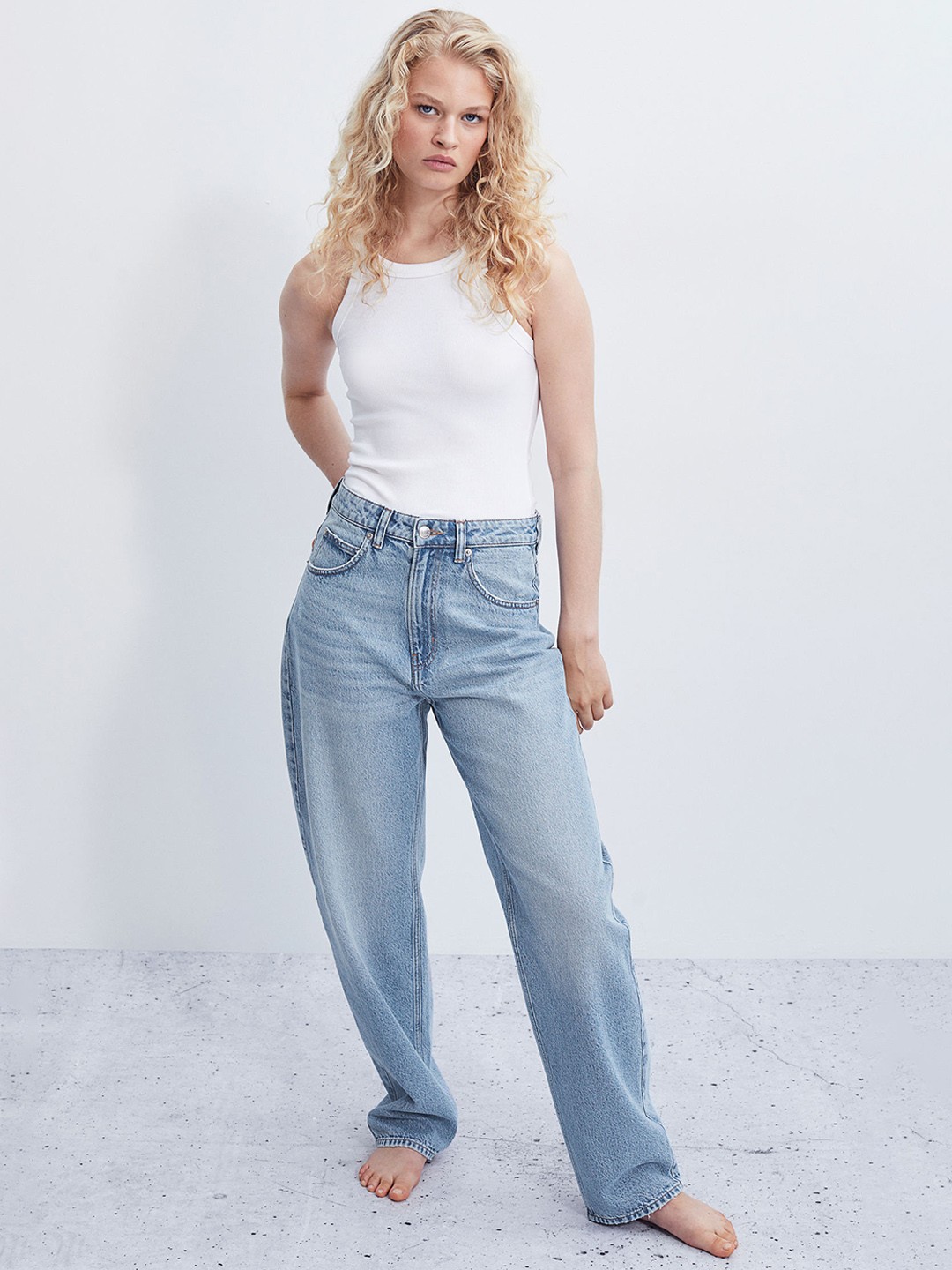 

H&M Women Blue 90s Baggy Ultra High Waist Jeans