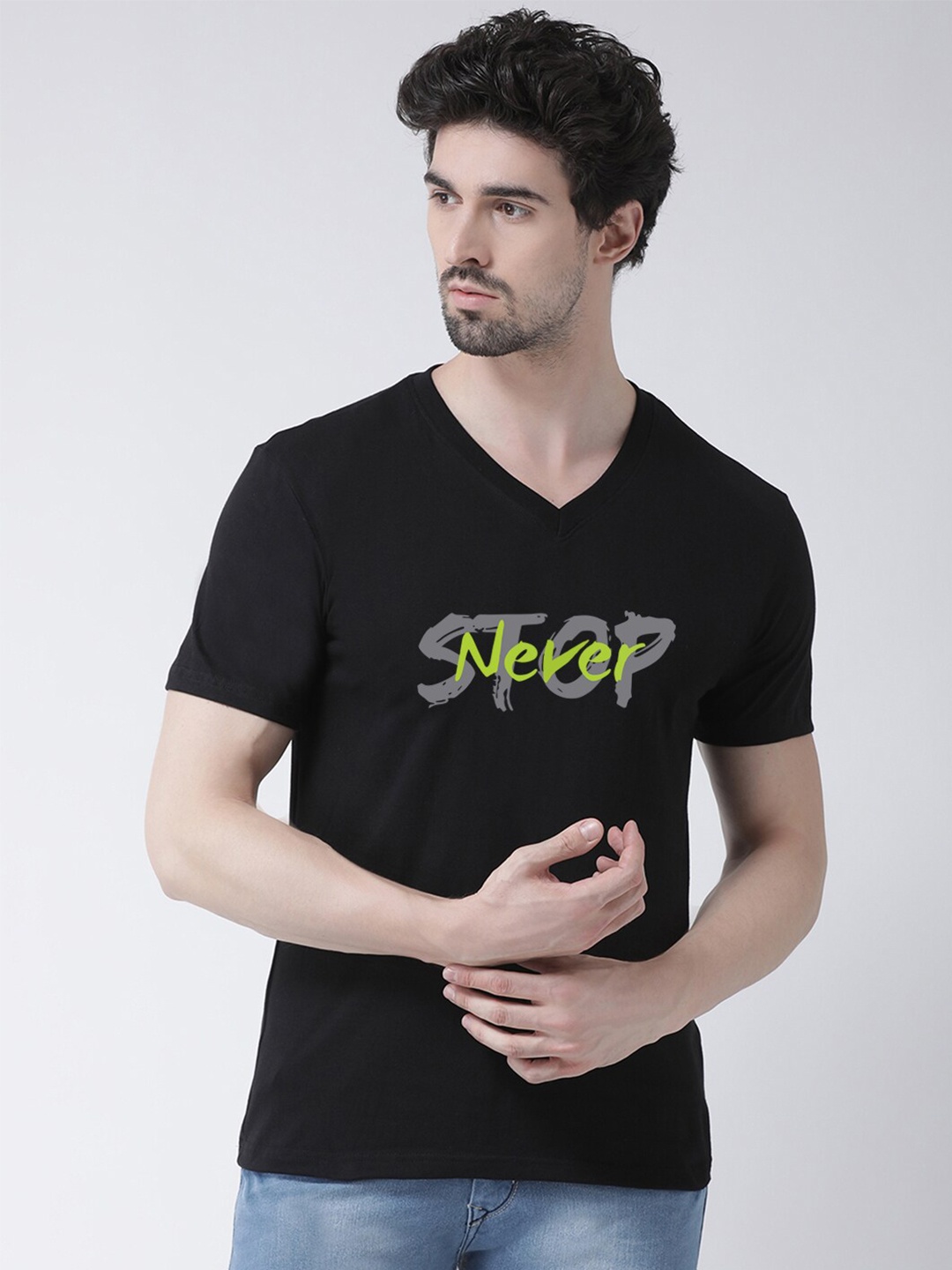 Friskers Men Black Typography Printed V-Neck T-shirt