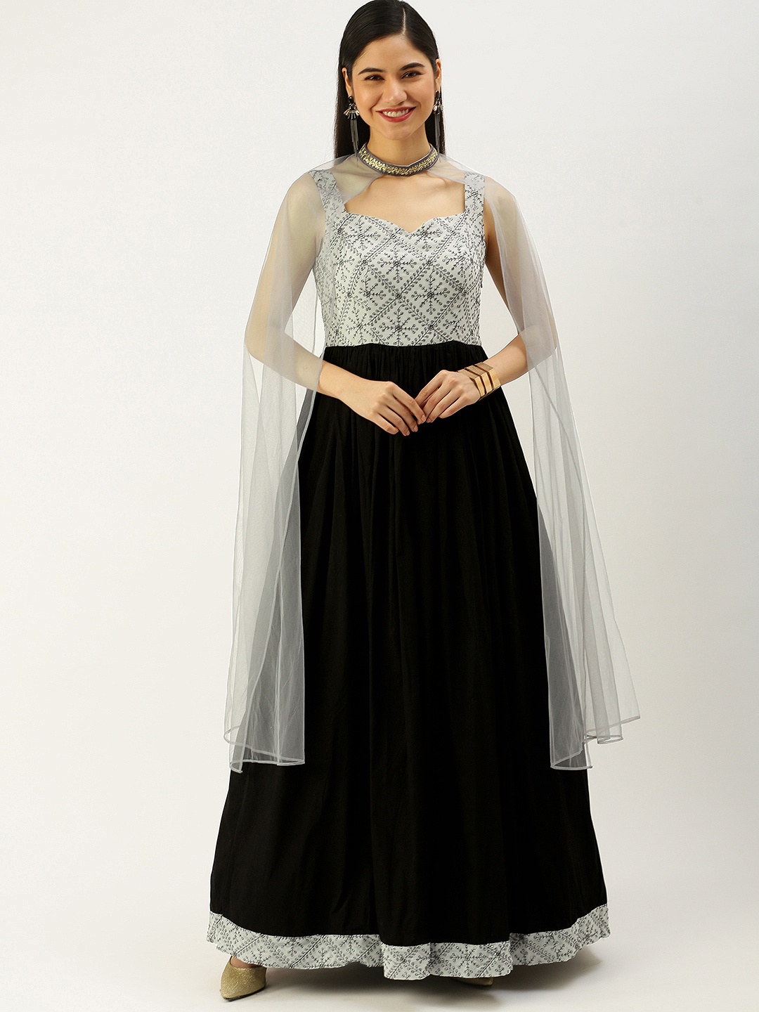 

Ethnovog Black Grey Ethnic Motifs Embroidered Ethnic Maxi Dress