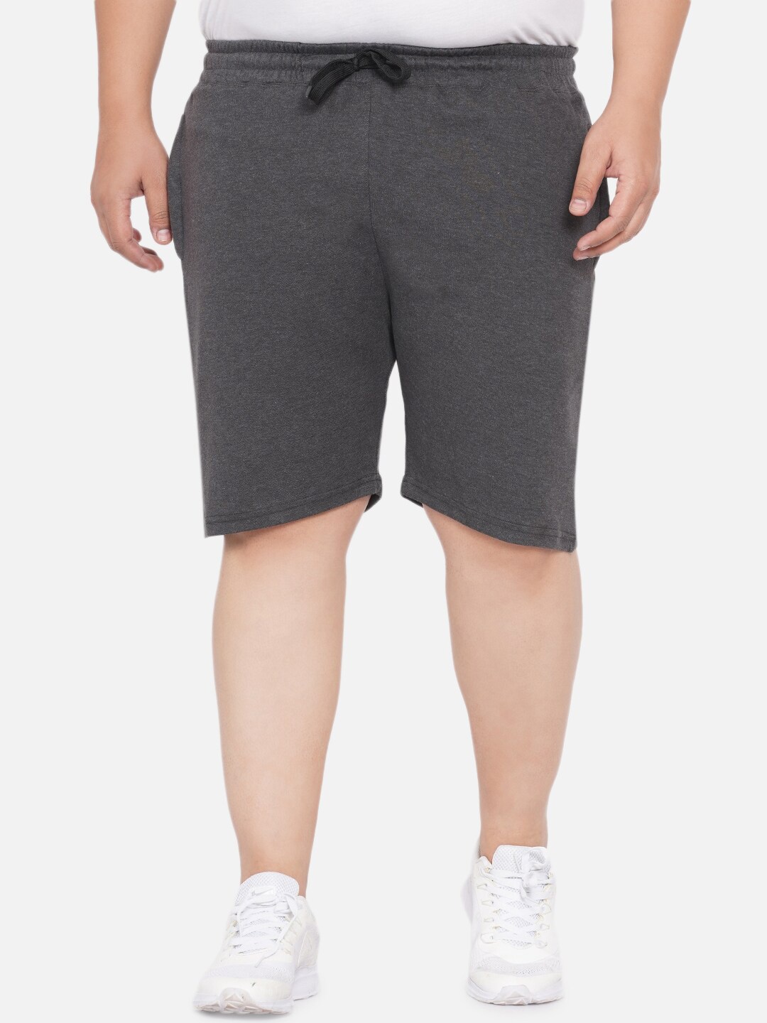 

Santonio Men Grey Solid Lounge Shorts