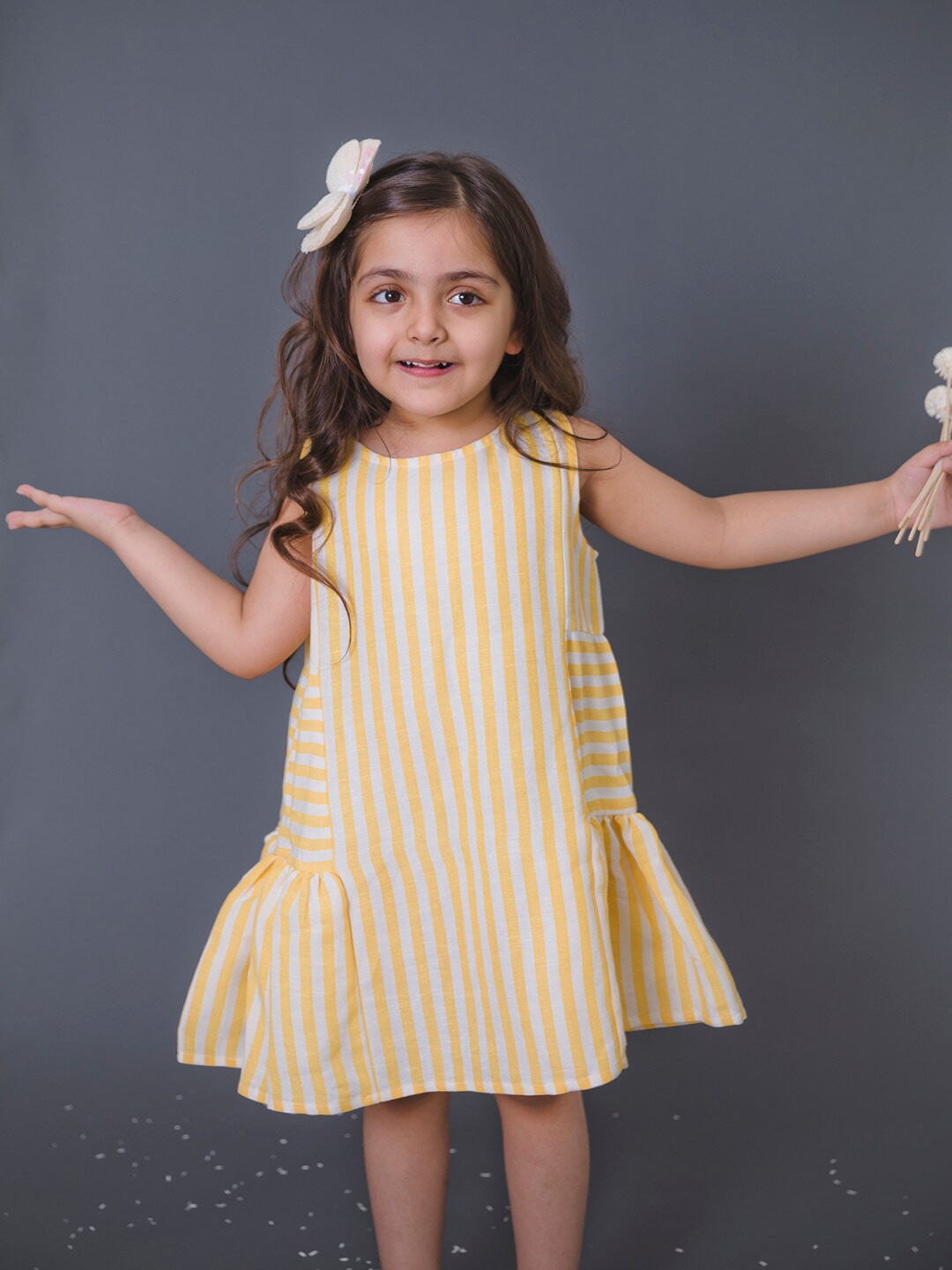 

Beyabella Girls Yellow & White Striped Pure Cotton A-Line Dress