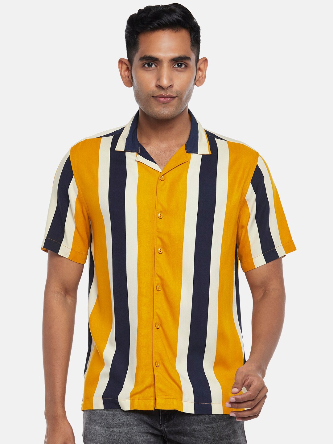 

People Men Mustard Slim Fit Striped Casual Shirt