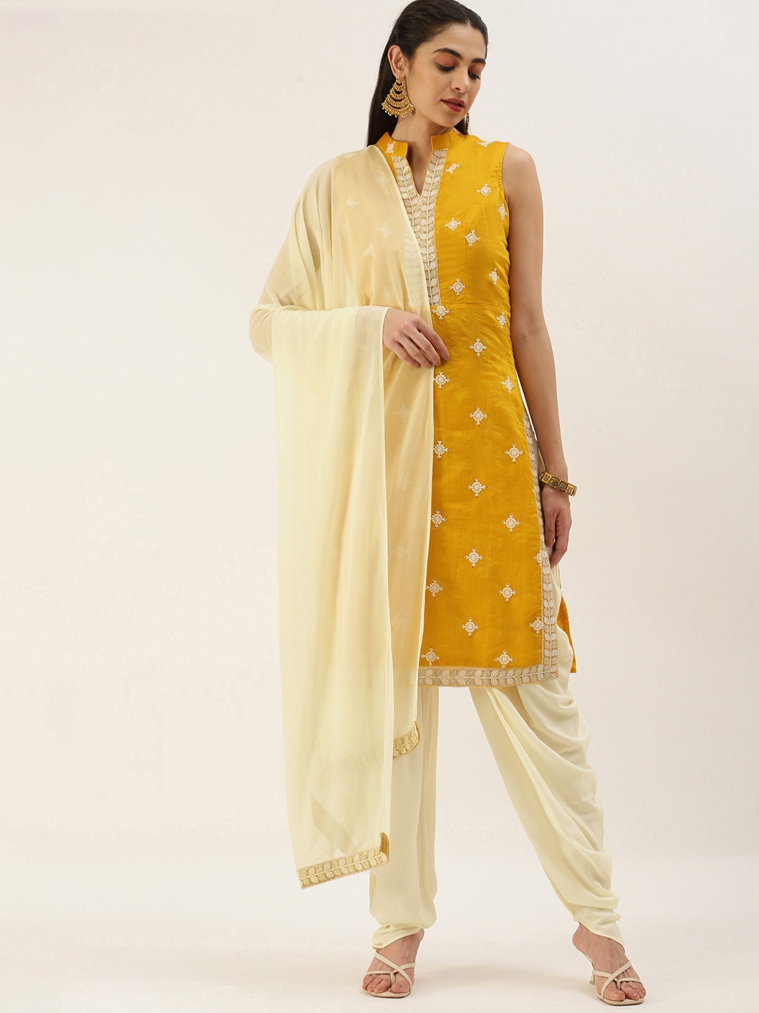 

Ethnovog Women Ethnic Motifs Embroidered Sequinned Kurta with Salwar With Dupatta, Yellow