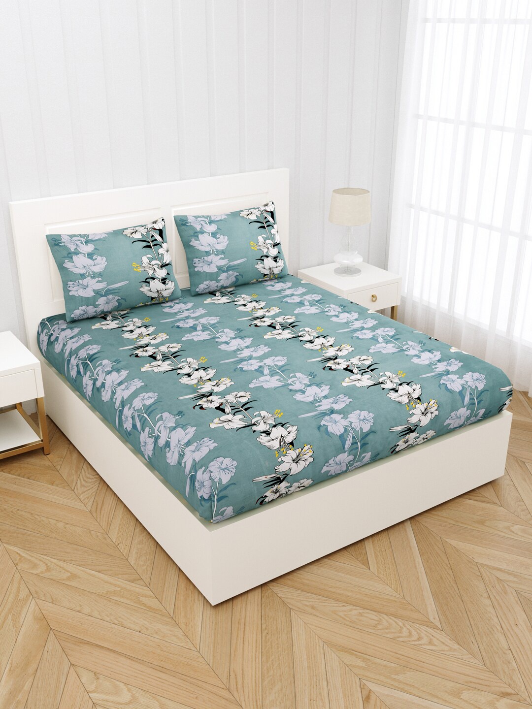 

JAIPUR FABRIC Sea Green & Off White Floral 180 TC King Bedsheet with 2 Pillow Covers