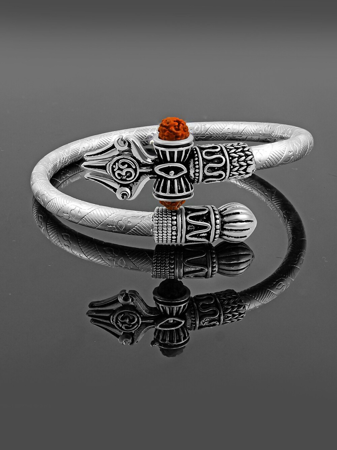 

NAKABH Men Silver-Plated & Black Kada Bracelet