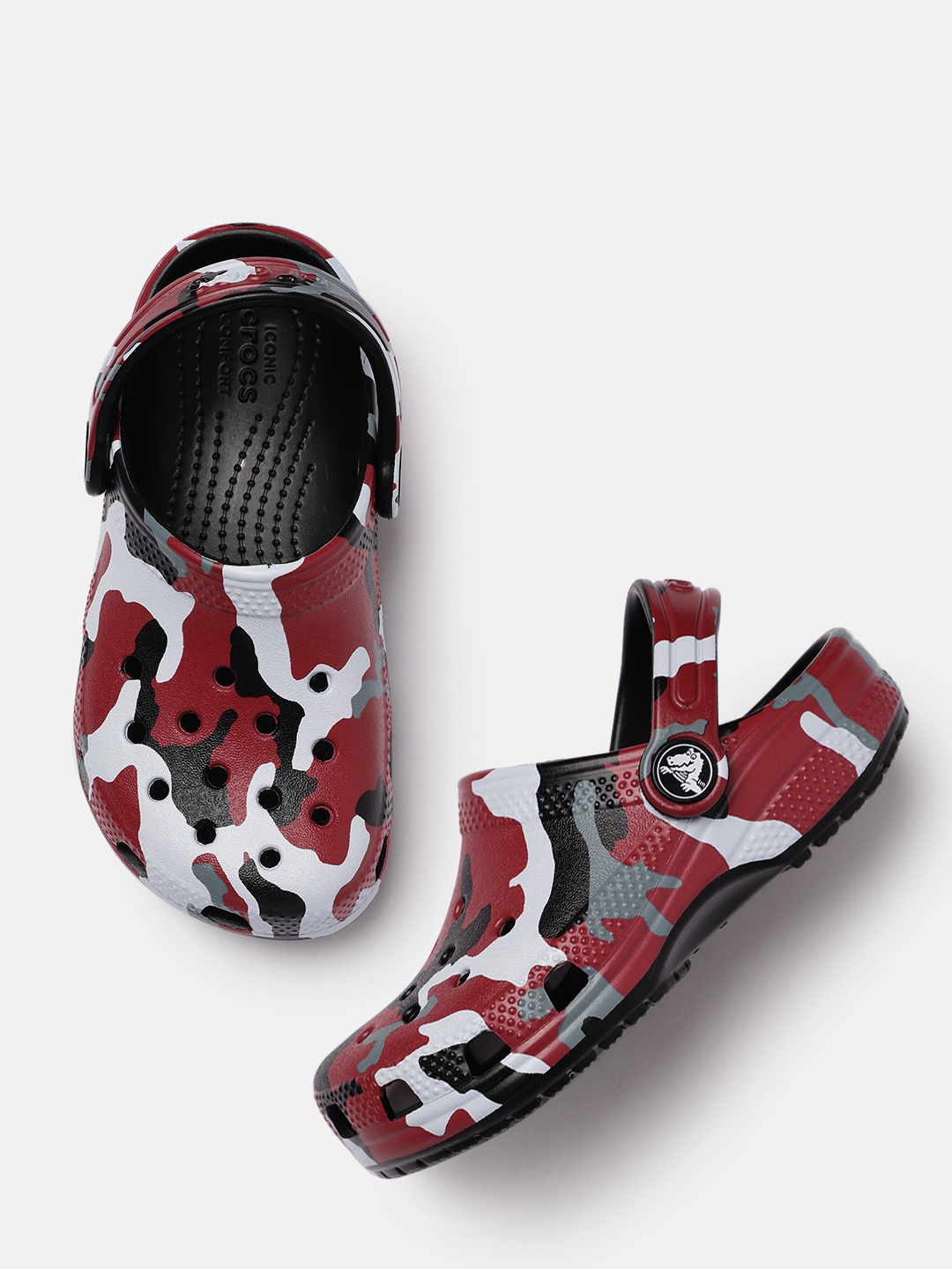 

Crocs Unisex Kids Maroon & Black Camouflage Print Clogs
