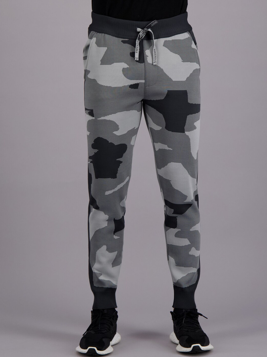 

FREESOUL Men Grey Camouflage Printed Track Pants