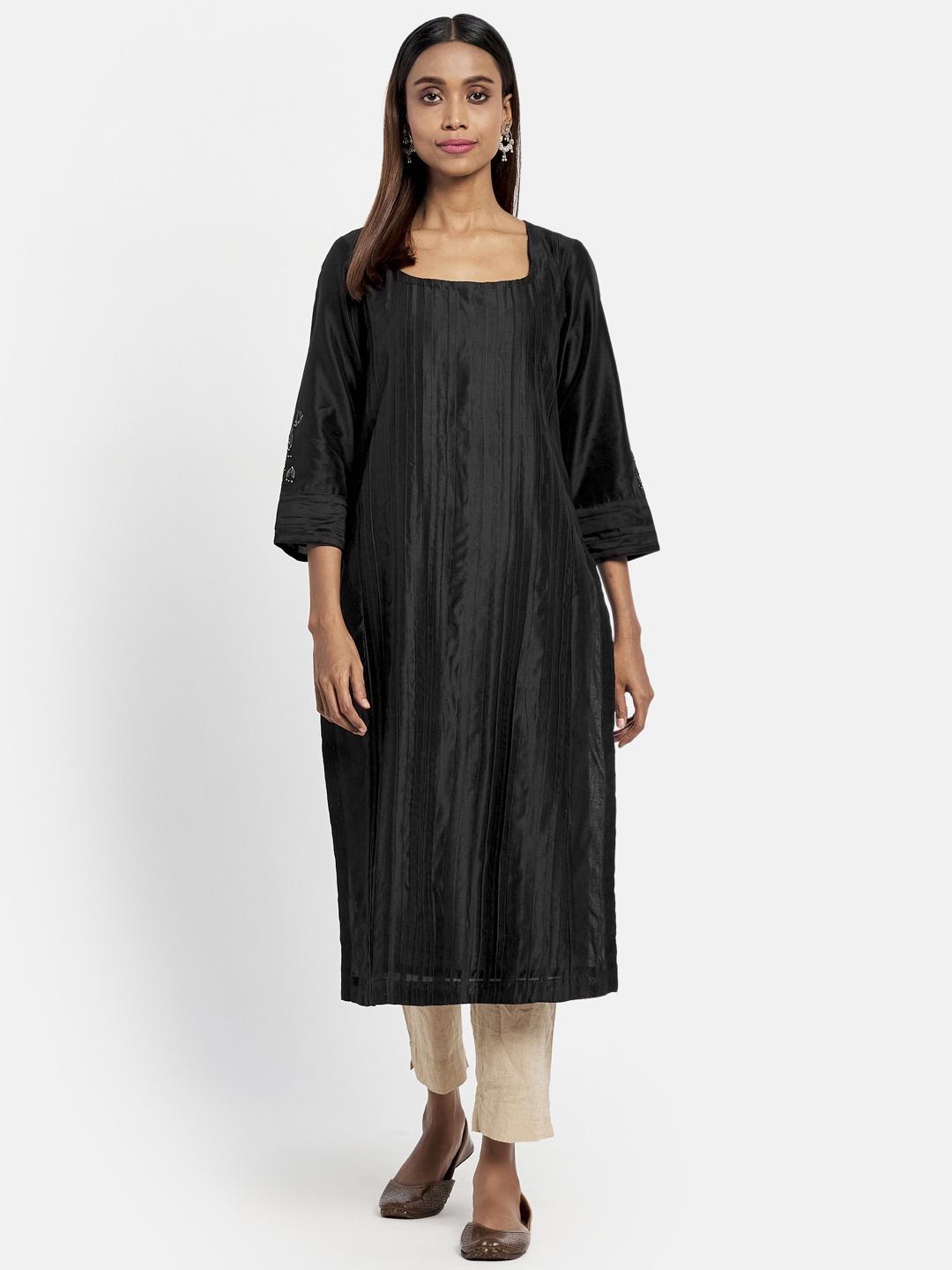 

Fabindia Women Black Cotton Silk Solid Pleated Thread Work Kurta