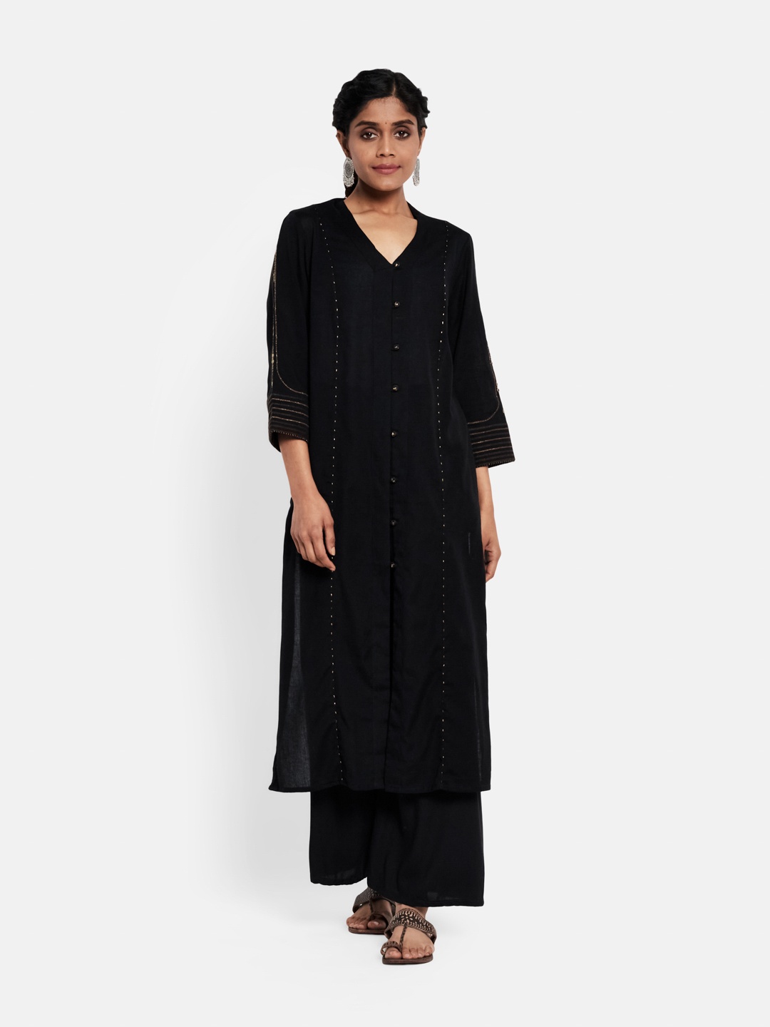 

Fabindia Women Black Cotton Linen Solid Thread Work Kurta