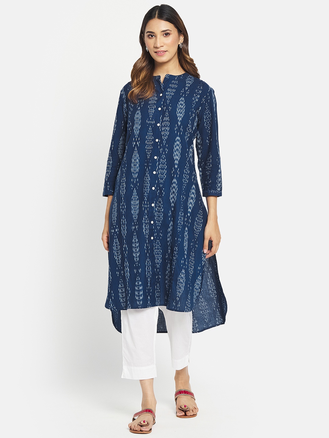 

Fabindia Women Blue Pure Cotton Ikat Print Kurta
