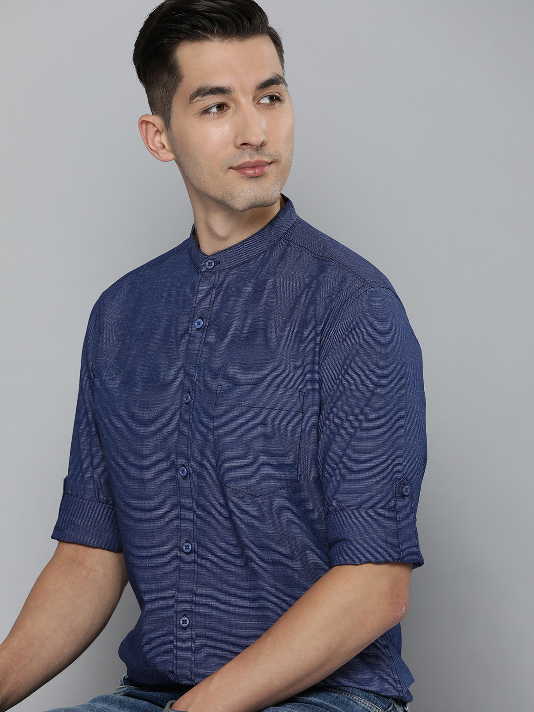 

HERE&NOW Men Navy Blue Self Design Slim Fit Casual Shirt