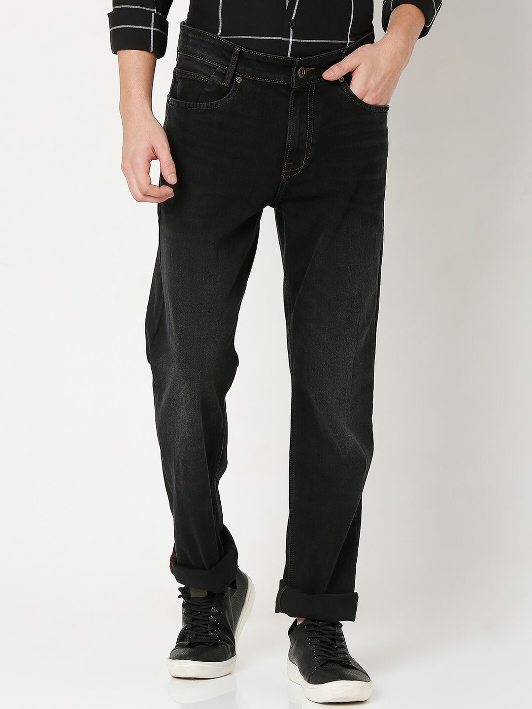 

Mufti Men Black Straight Fit Mid-Rise Jeans