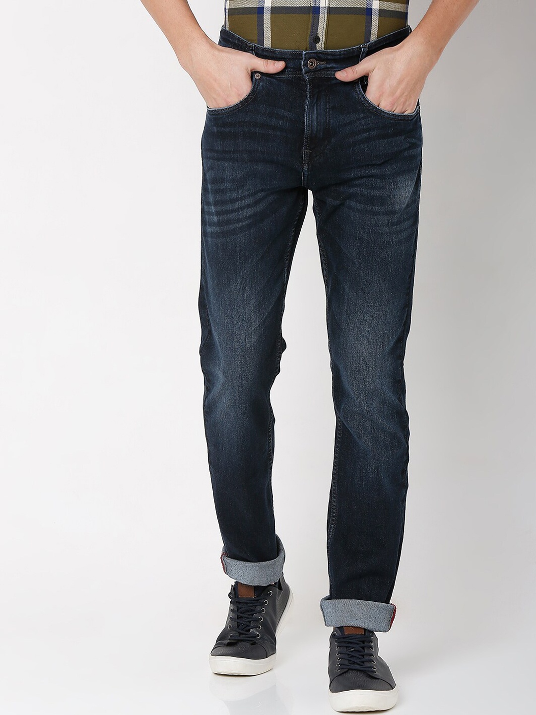 

Mufti Men Blue Light Fade Jeans