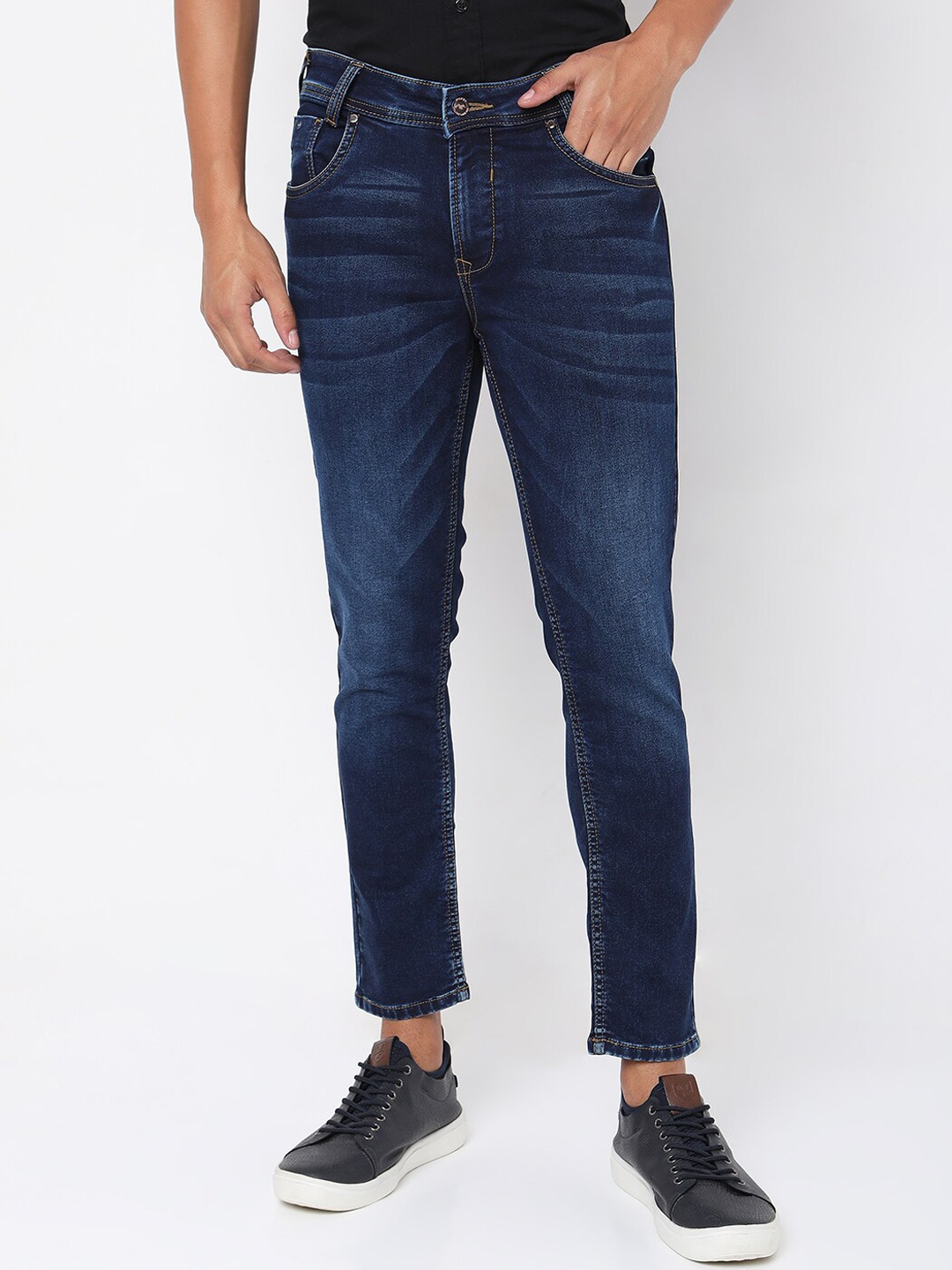 

Mufti Men Blue Slim Fit Light Fade Jeans