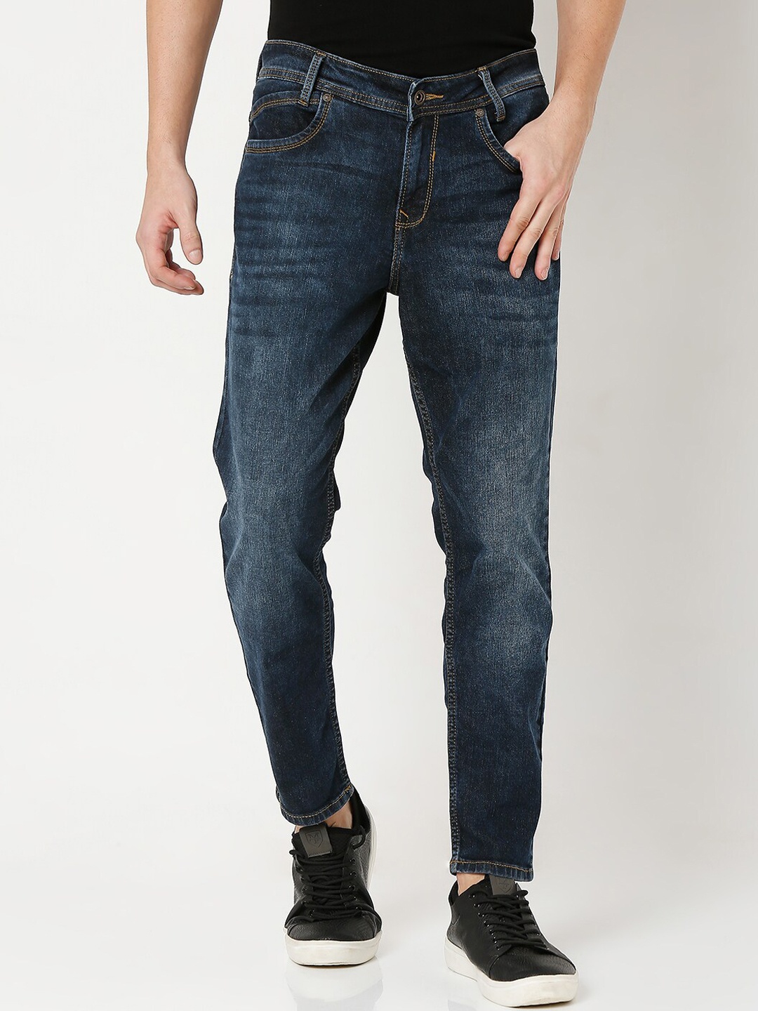 

Mufti Men Blue Slim Fit Light Fade Jeans