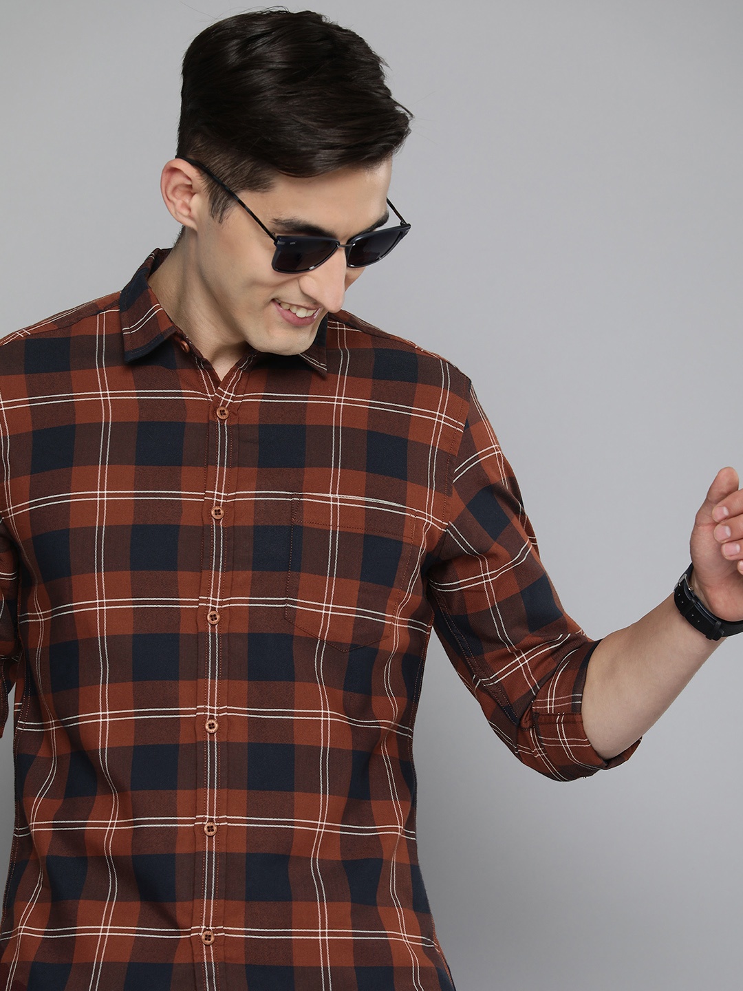 

HERE&NOW Men Rust Slim Fit Tartan Checks Casual Shirt