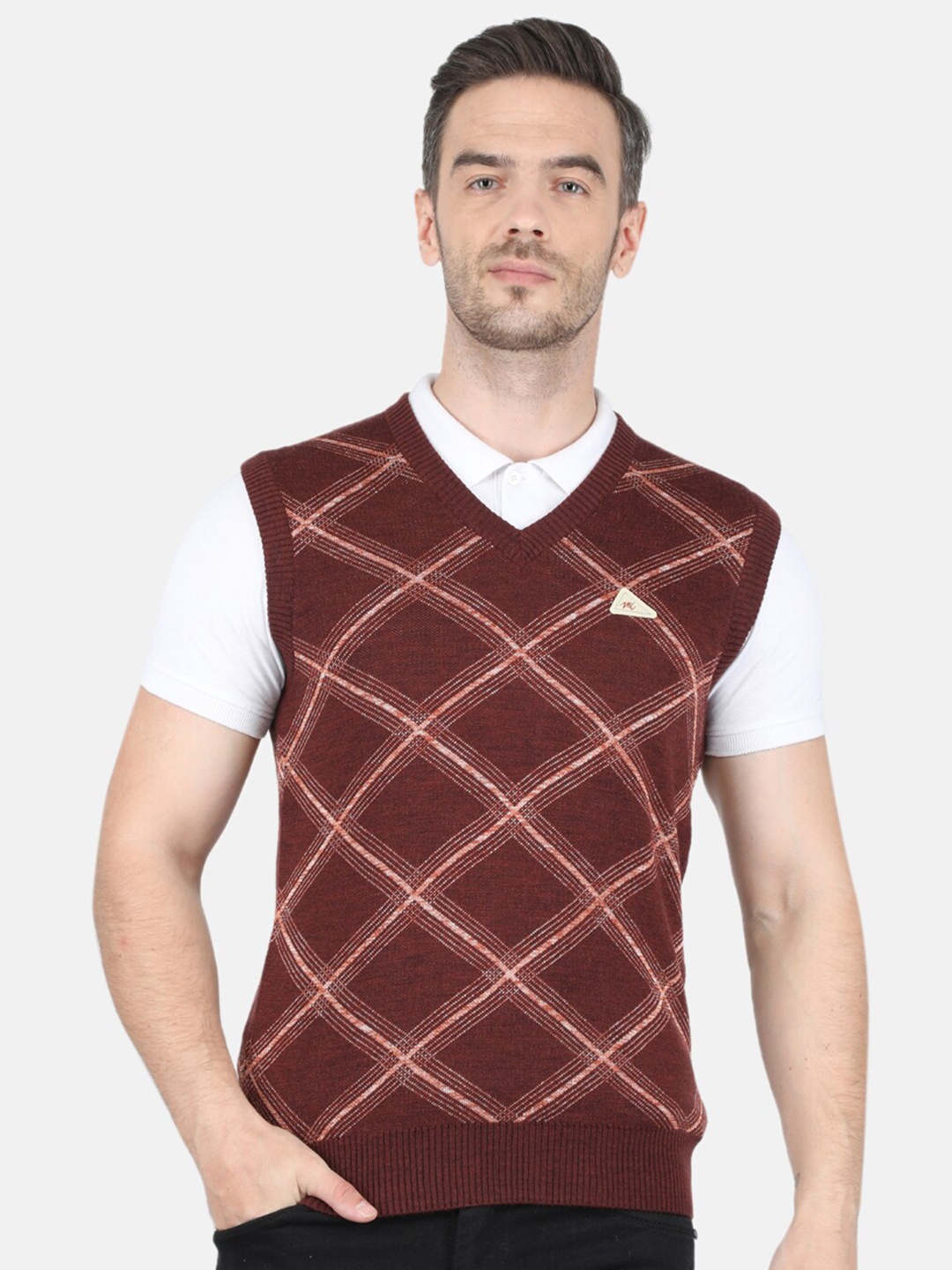 

Monte Carlo Men Brown Checked Sweater Vest