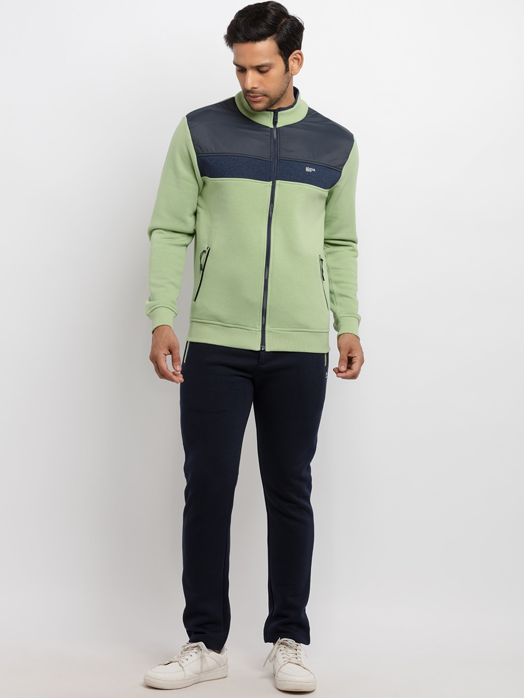 

Status Quo Men Green & Navy Blue Colourblocked Cotton Tracksuits