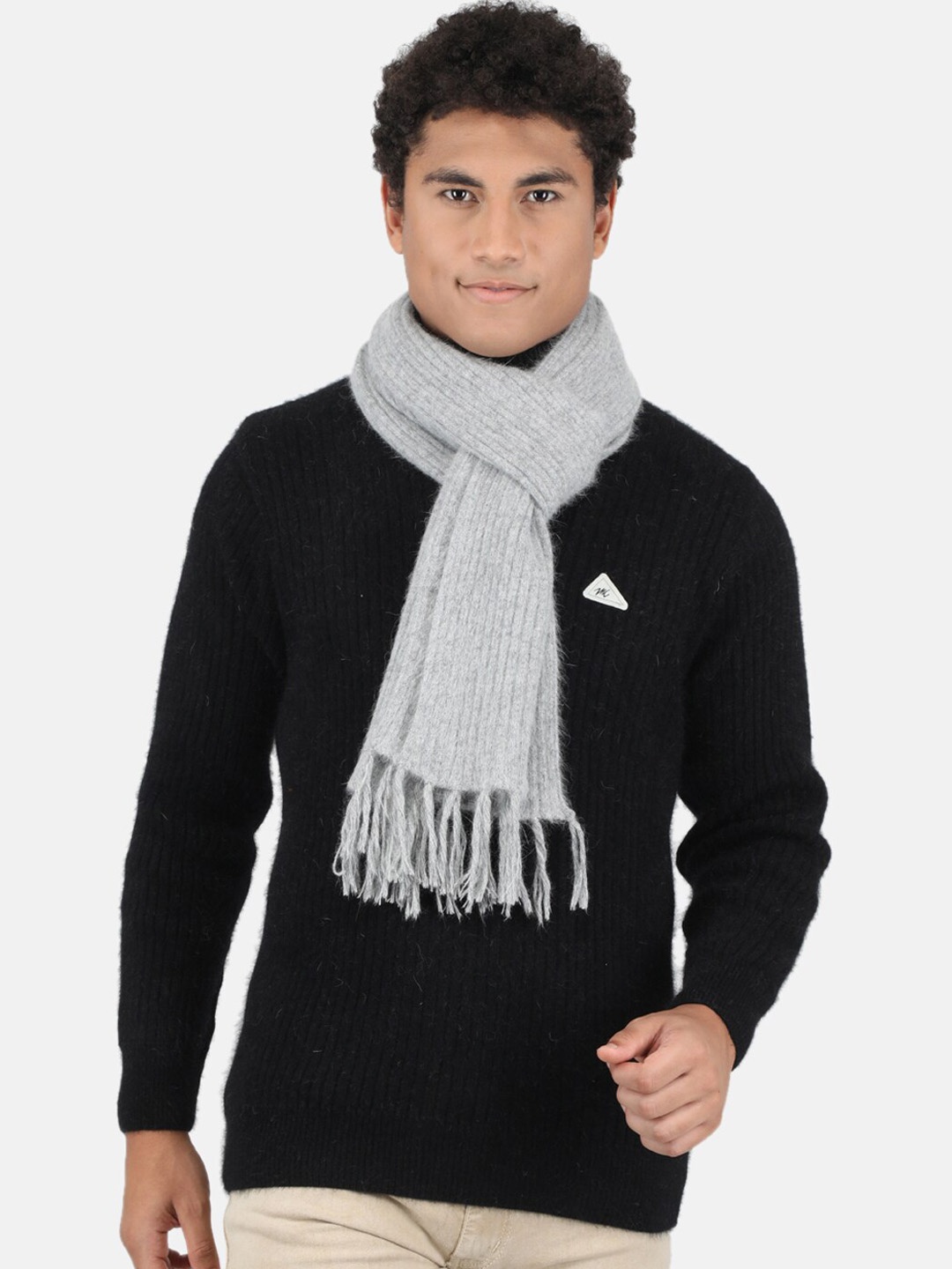 

Monte Carlo Mens Angoora Grey Solid Na Muffler