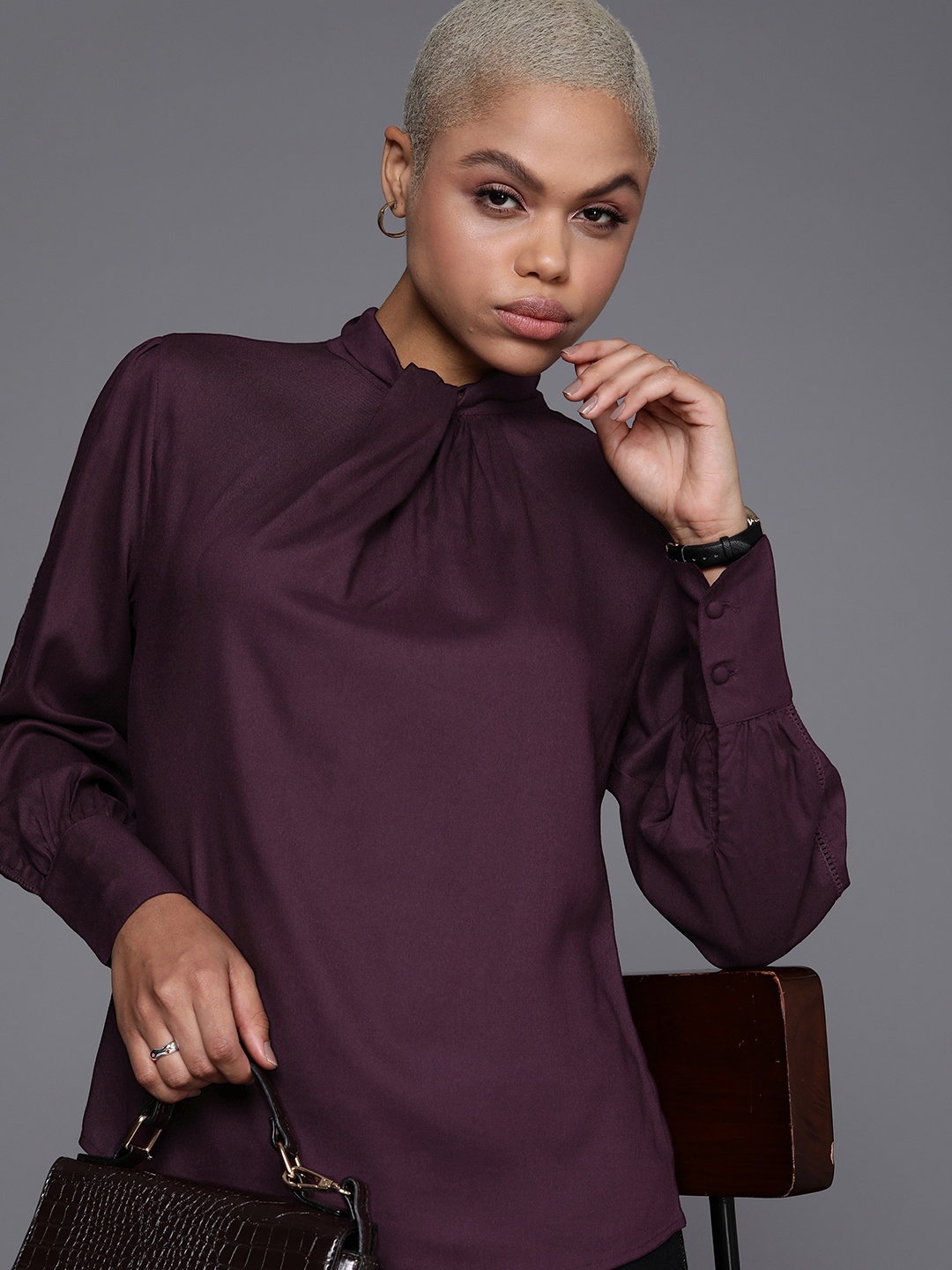 

Kenneth Cole Annodata Purple Knotted Neck Cuffed Sleeves Top