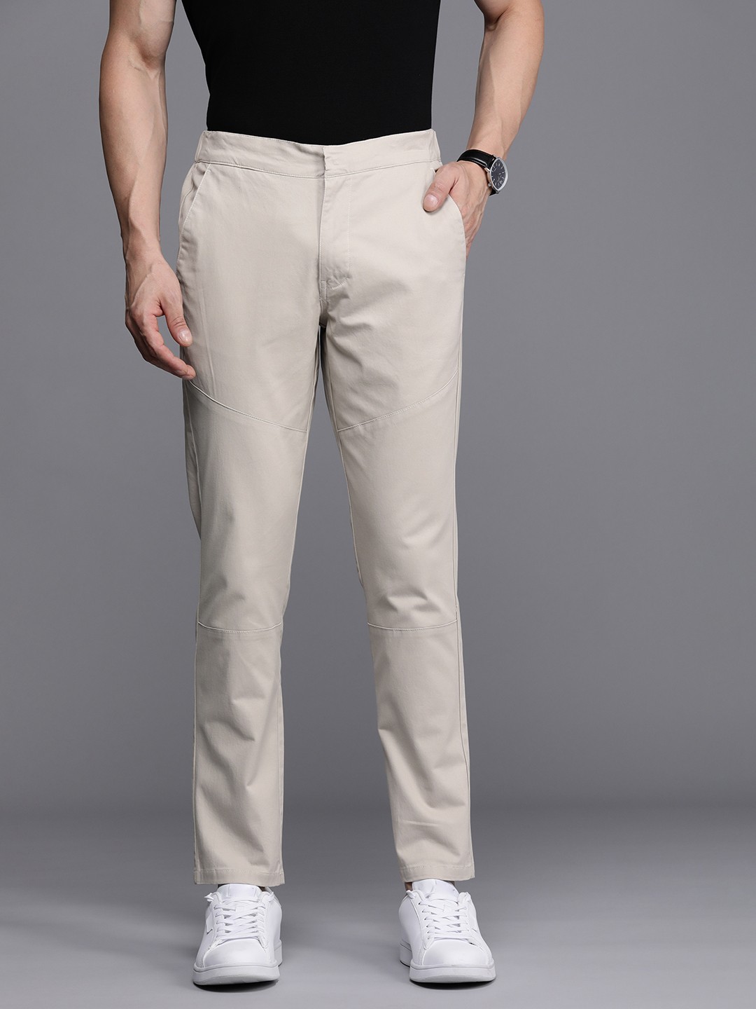 

Kenneth Cole Men Solid Slim Fit Smart Casual Chinos, Beige