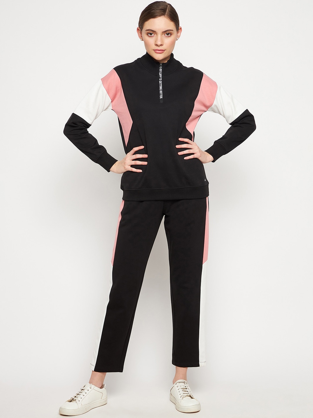 

MADAME M SECRET Women Black & White Night suit