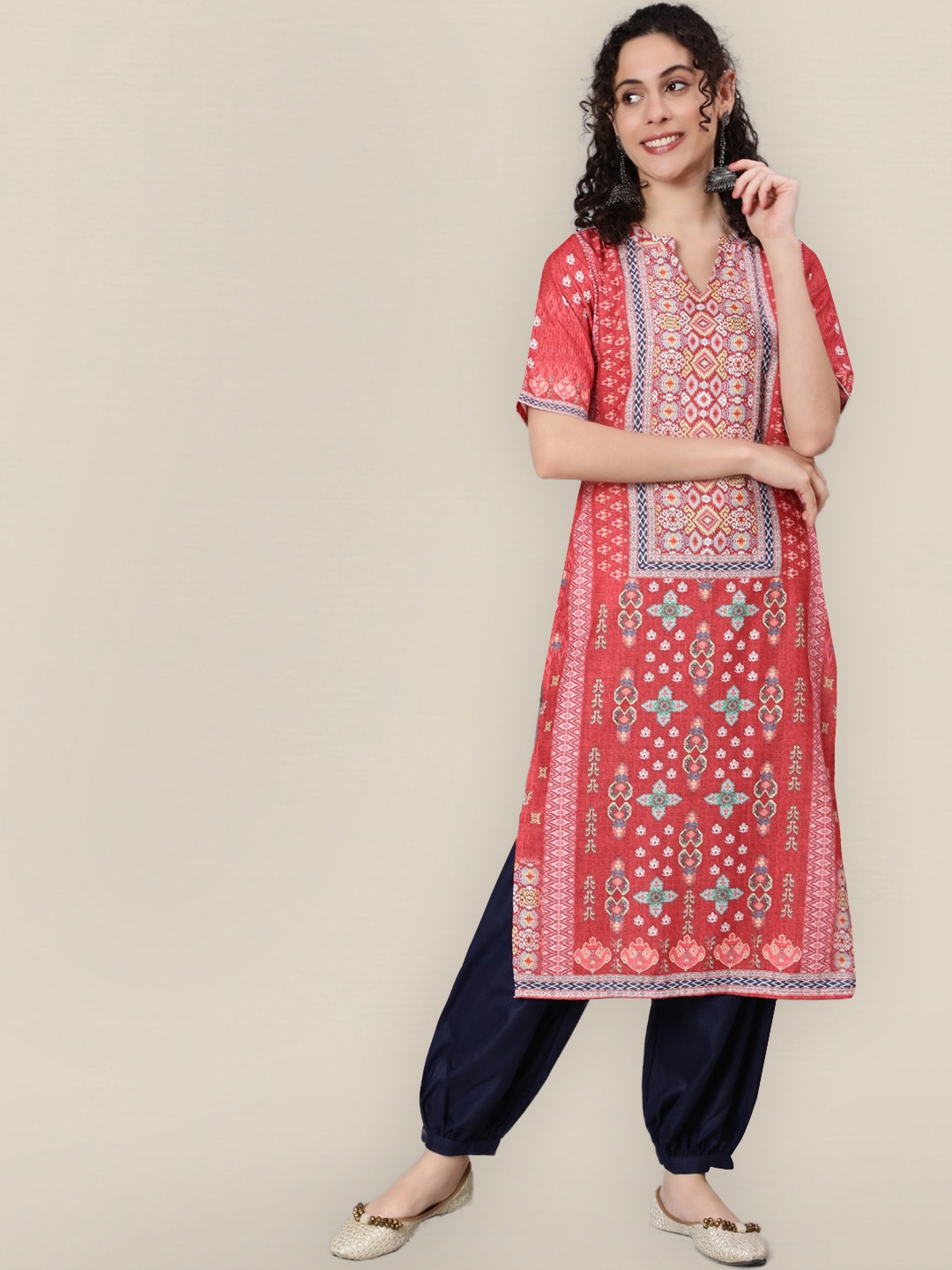 

Sangria Women Red & Pink Geometric Printed Kurta