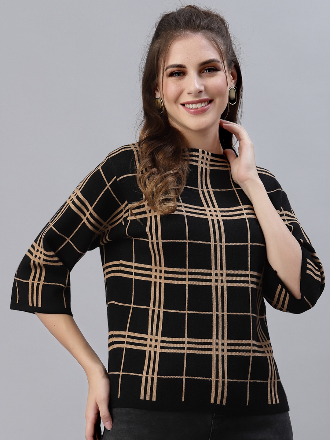 

Mafadeny Women Black & Brown Checked Pullover