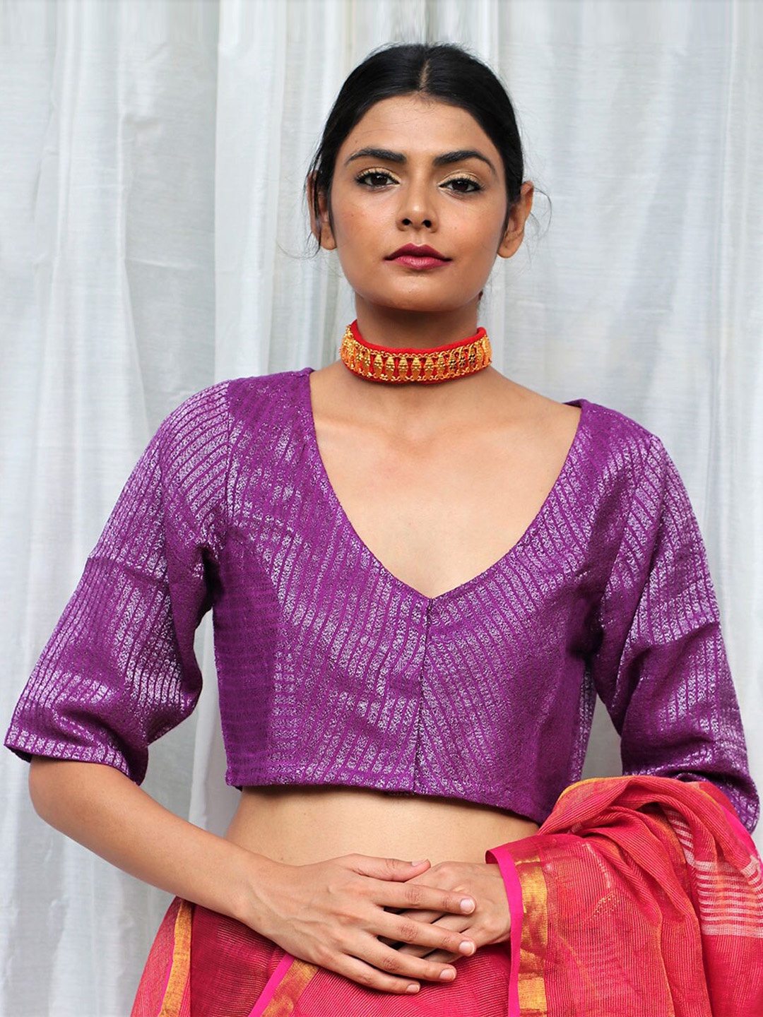 

Chidiyaa Women Purple Woven Design Linen Saree Blouse