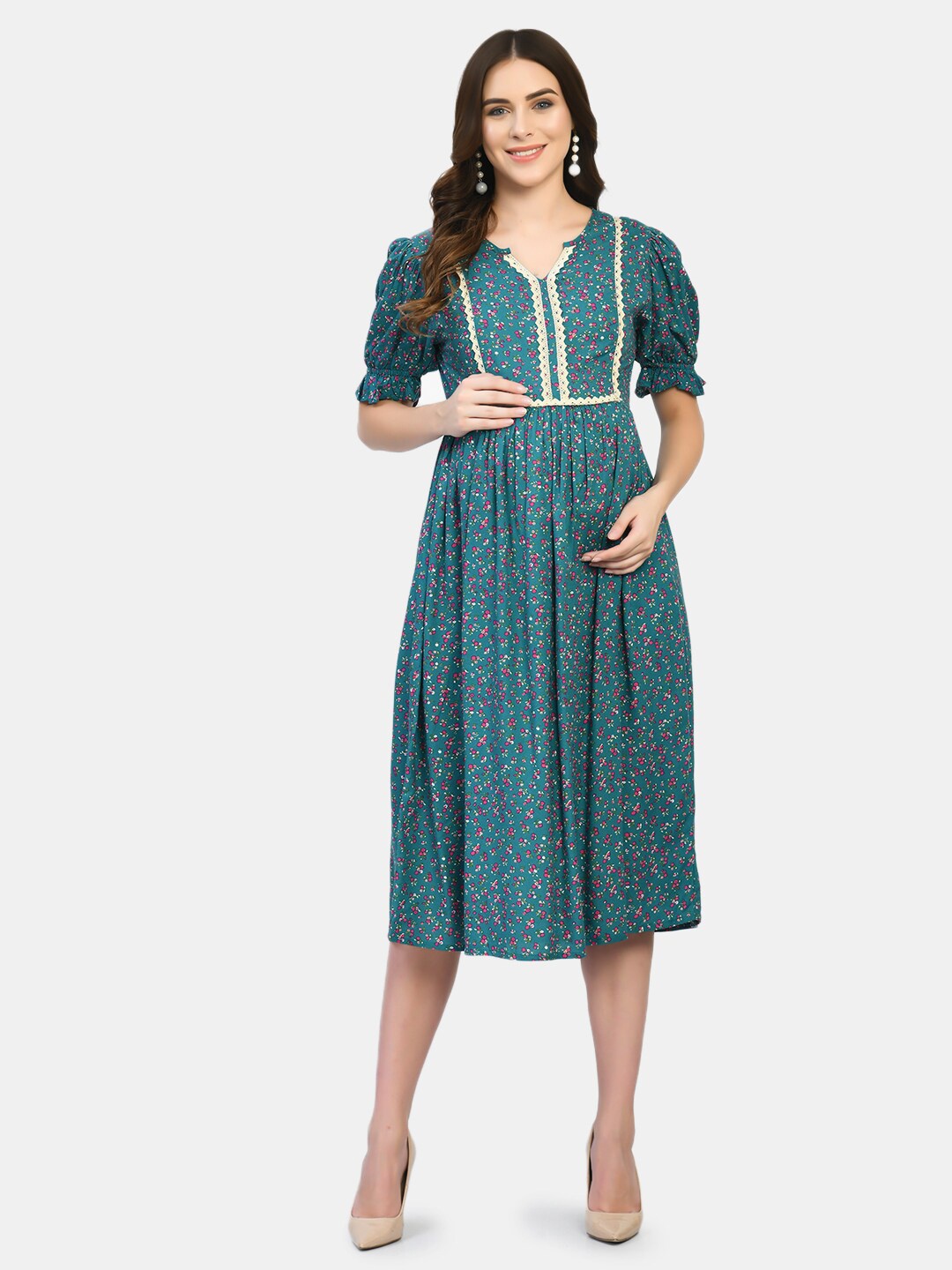 

Aaruvi Ruchi Verma Women Green Floral Maternity Midi Dress