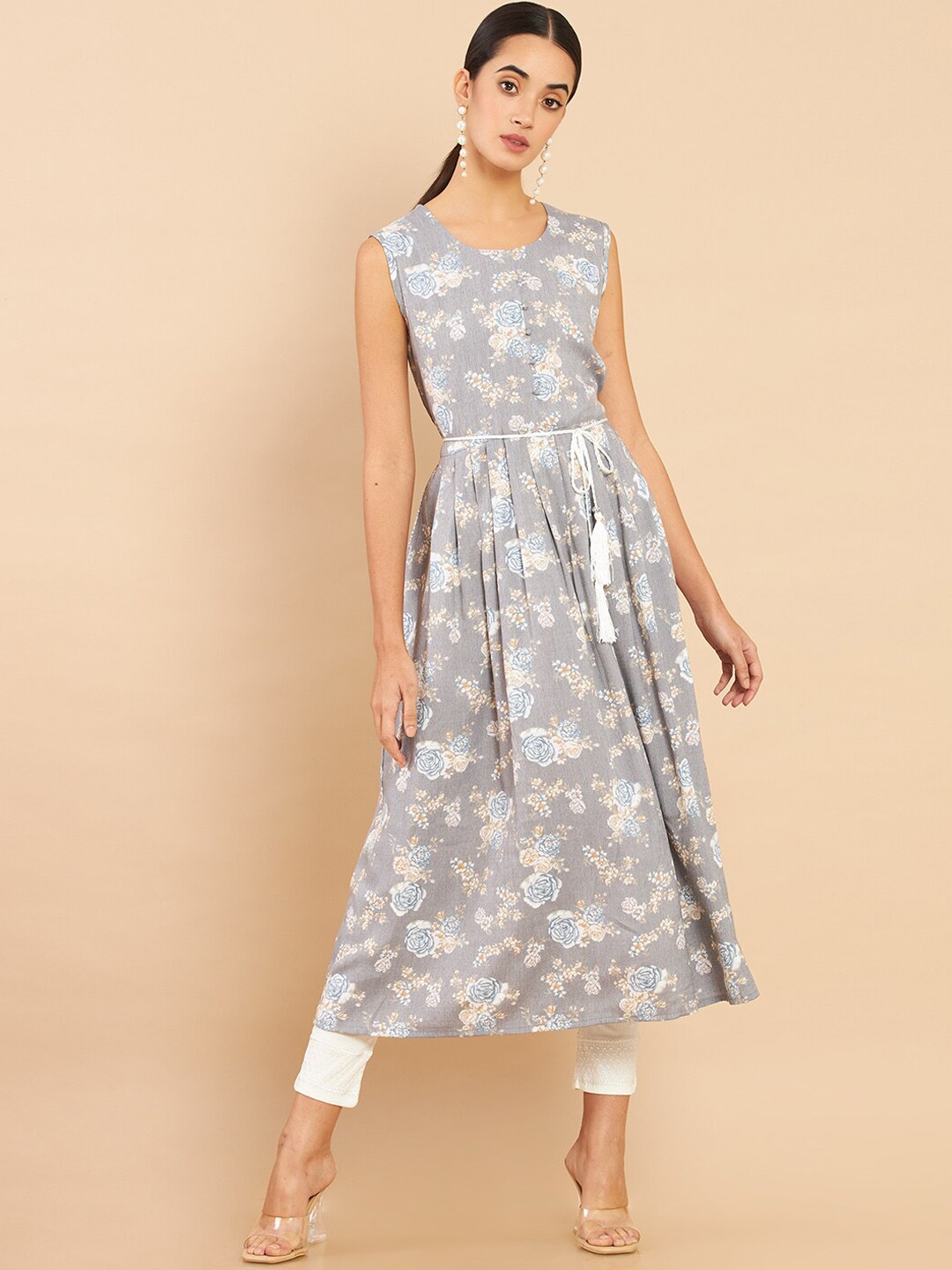 

Soch Women Grey Floral Printed Anarkali Kurta