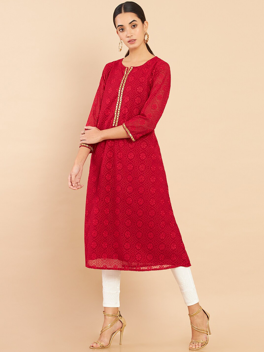 

Soch Women Maroon & Gold-Toned Embellished Georgette Kurta