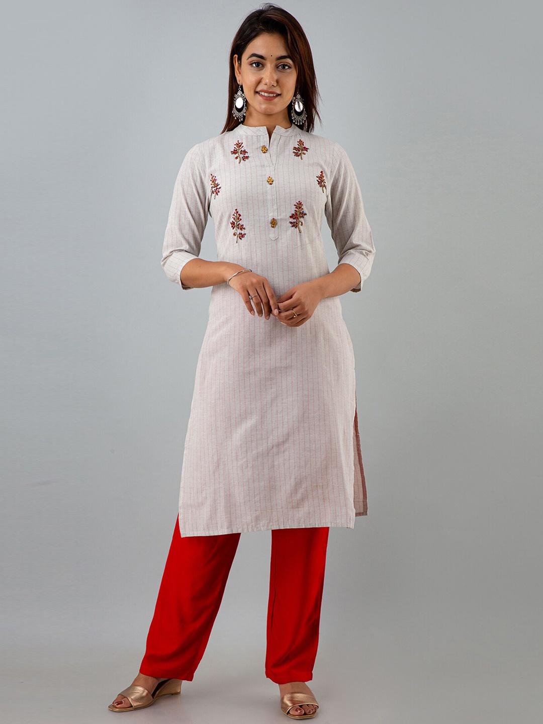 

DORIYA Women Red Floral Yoke Design Kurta with Trousers