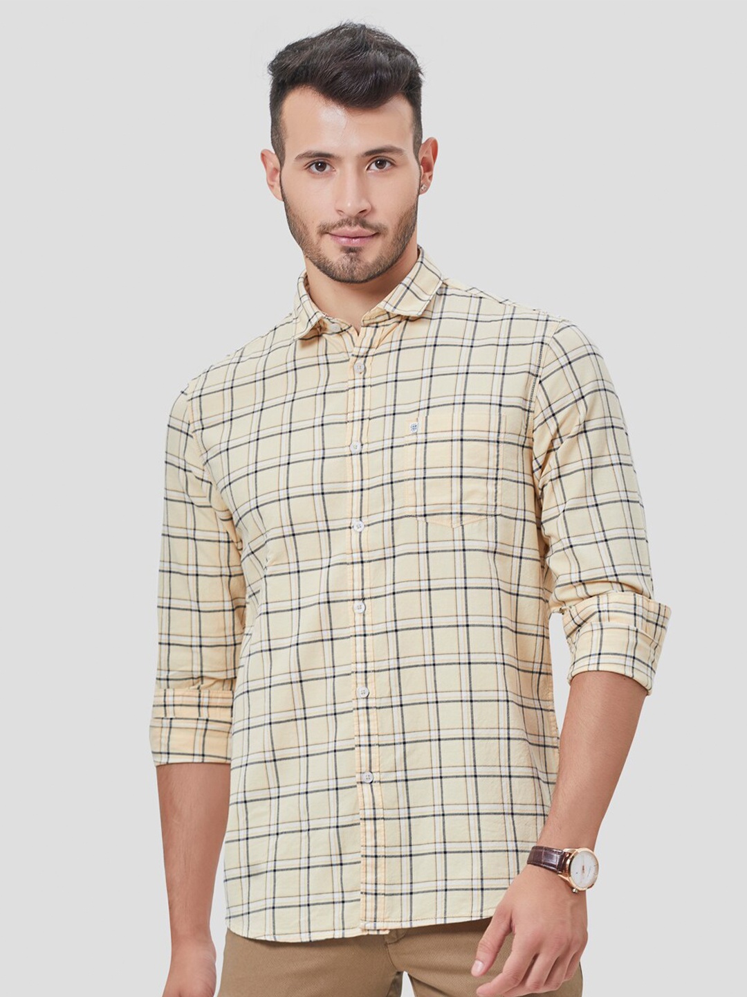 

Oxemberg Men Yellow Classic Slim Fit Checked Casual Shirt