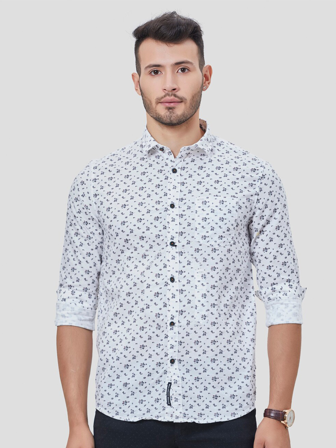 

Oxemberg Men White Classic Slim Fit Floral Printed Casual Shirt
