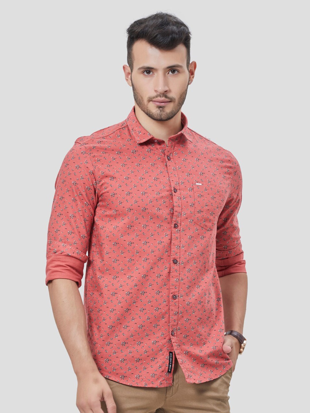 

Oxemberg Men Coral Classic Slim Fit Printed Casual Shirt