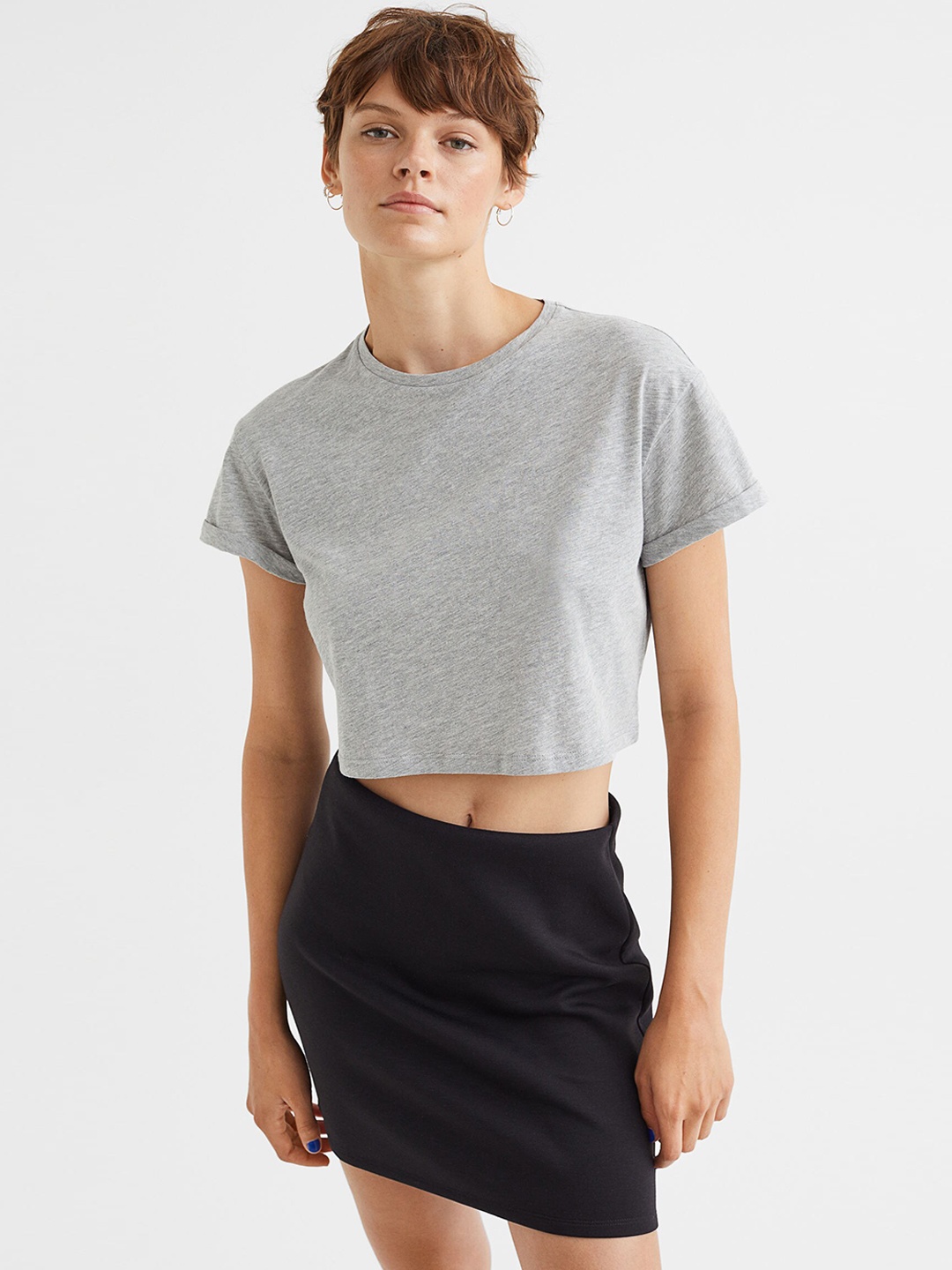 

H&M Women Black Solid Short Jersey Skirt
