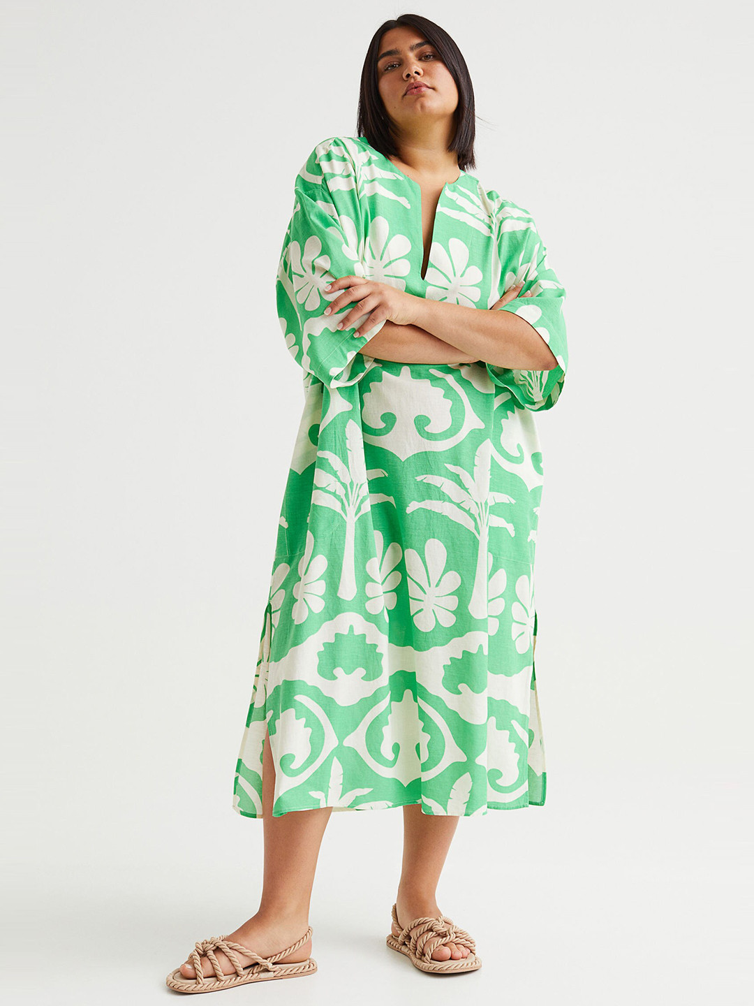 

H&M+ Women Green & White Long Kaftan Dress